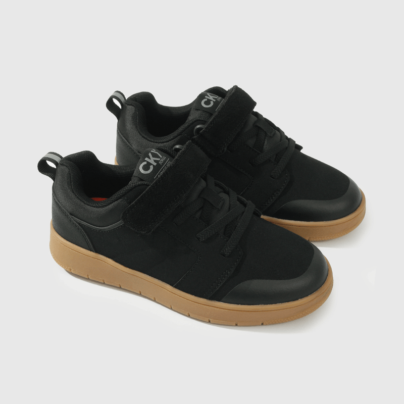 Zapatilla Escolar Negra Niño