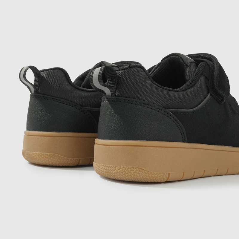 Zapatilla Escolar Negra Niño