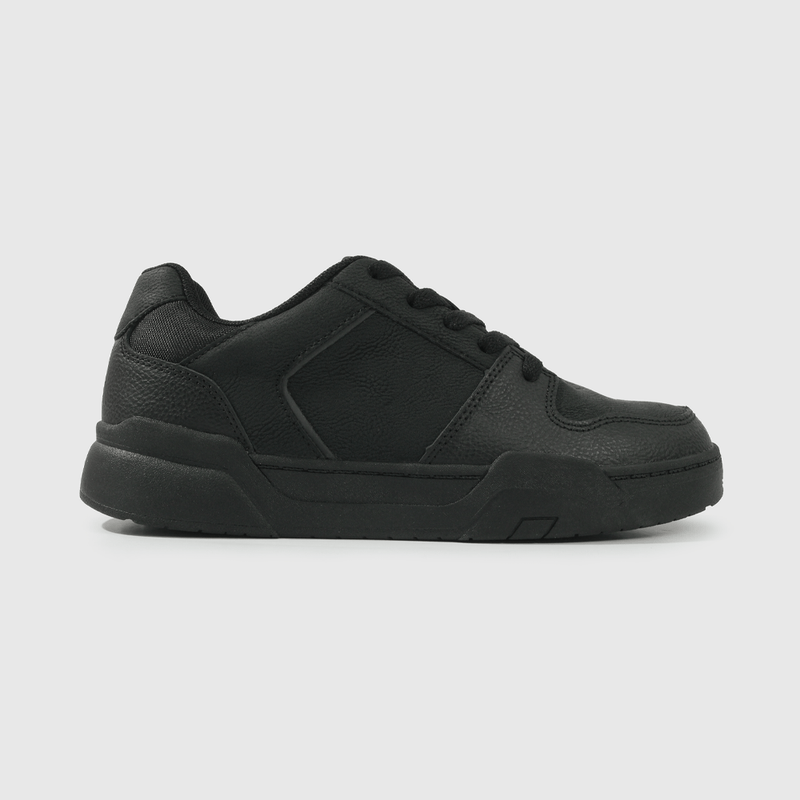 Zapatilla Escolar Negra con Cordón