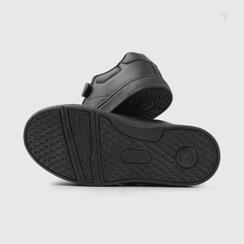 Zapatilla Escolar Negra con Velcro