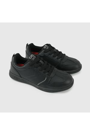 Zapatilla Escolar Negra con Cordón