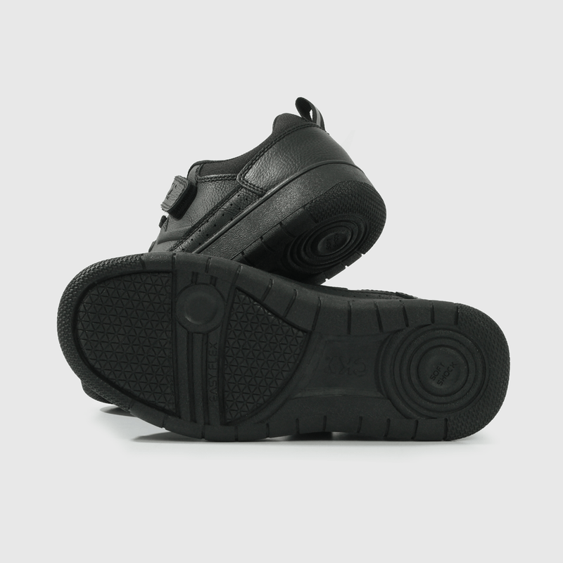Zapatilla Escolar Negra con Velcro Unisex