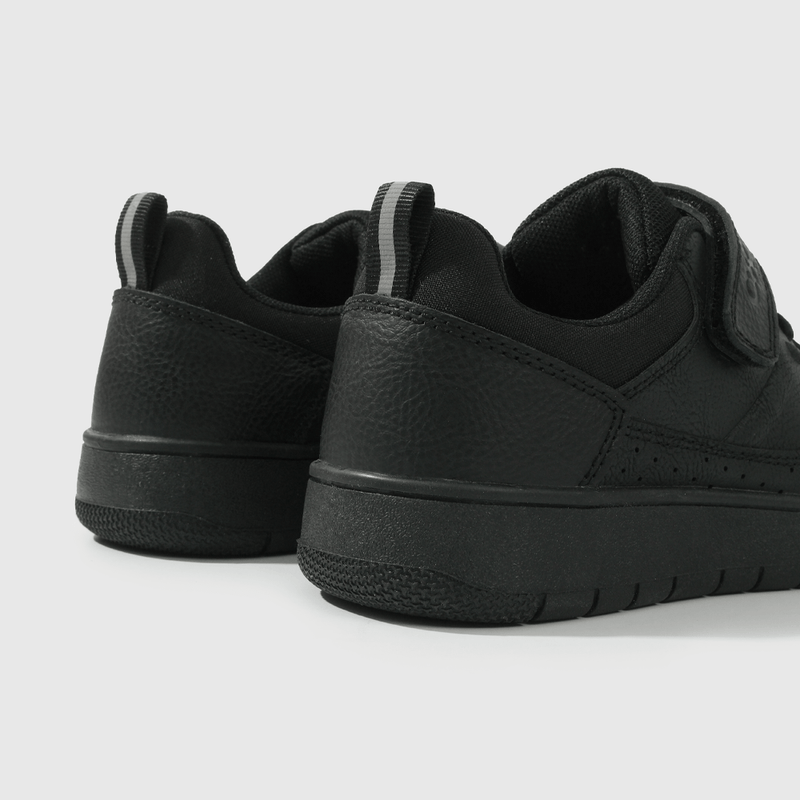 Zapatilla Escolar Negra con Velcro Unisex