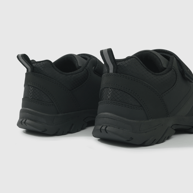 Zapato Escolar Negro con Velcro