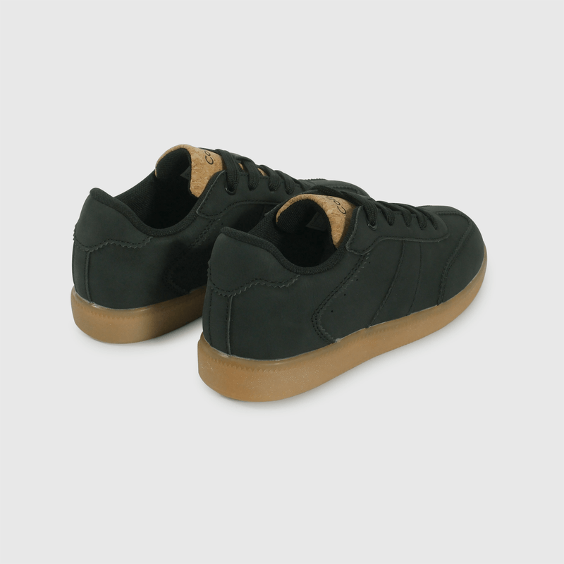 Zapatilla Lifestyle Negra Unisex Caña Baja con Cordón