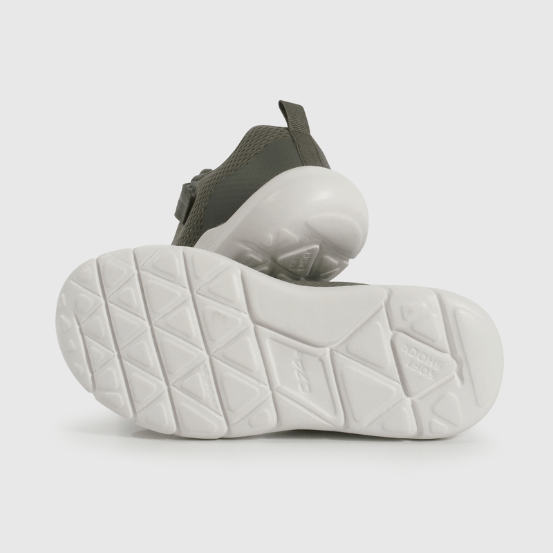 Zapatilla Sport de Niño Verde Caña Baja con Velcro y Cordón