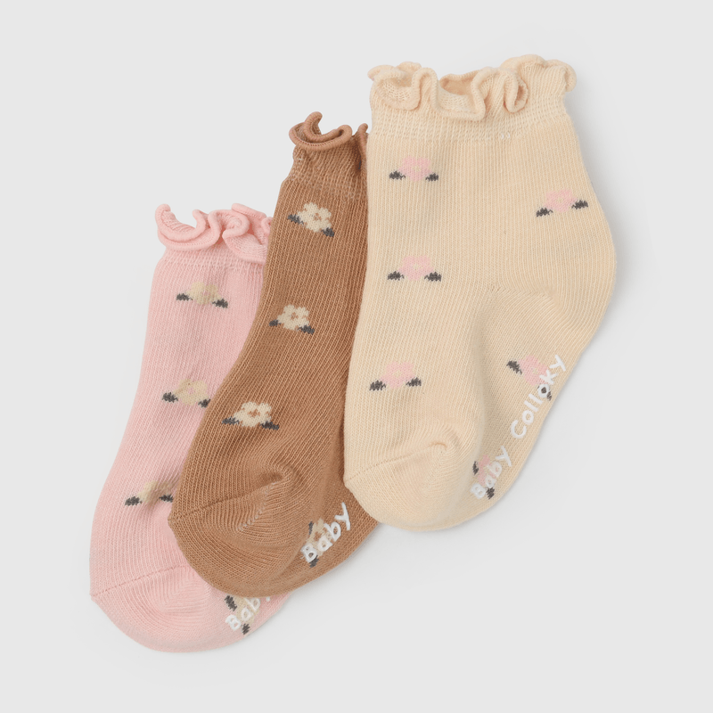 Calcetines rosados y suaves para tu niña en pack de 3
