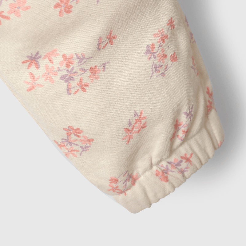 Buzo blanco con flores para niña, suave y cómodo