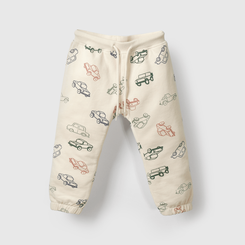 Buzo blanco con estampado de autos para niños
