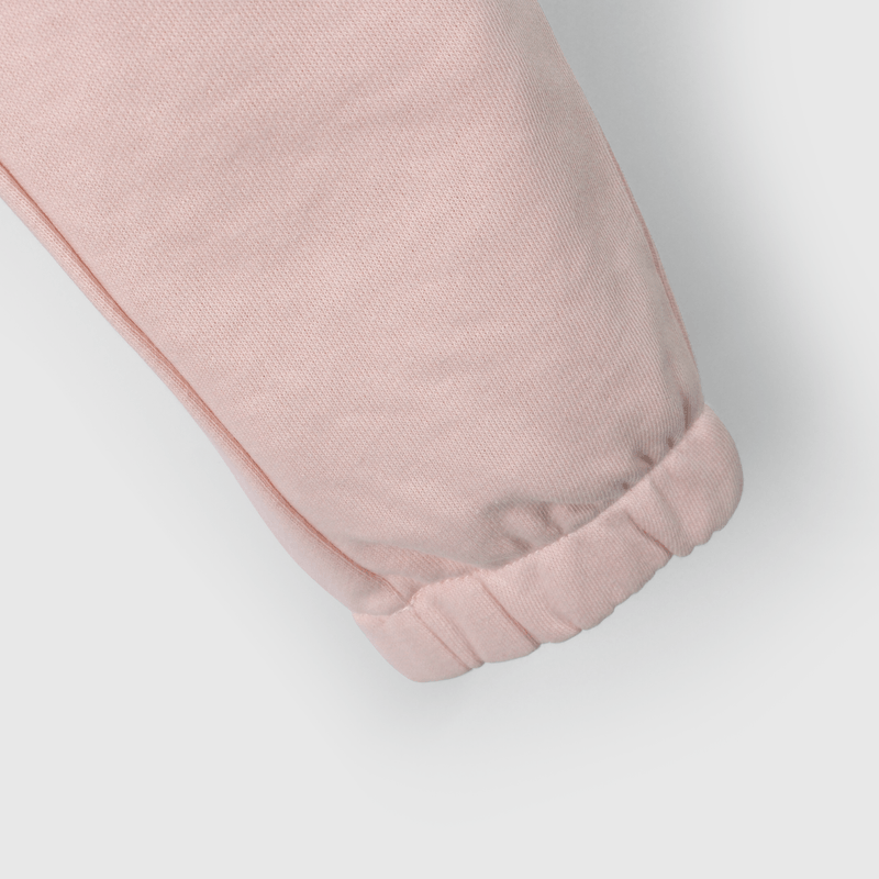 Buzo cómodo y suave para niña en color rosado