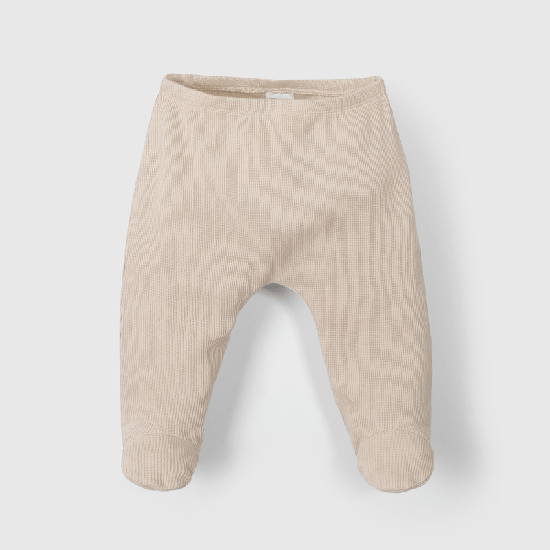 Conjunto suave beige con león para guaguas