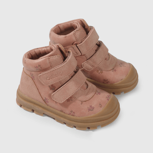 Botín rosado para niña, perfecto para caminantes