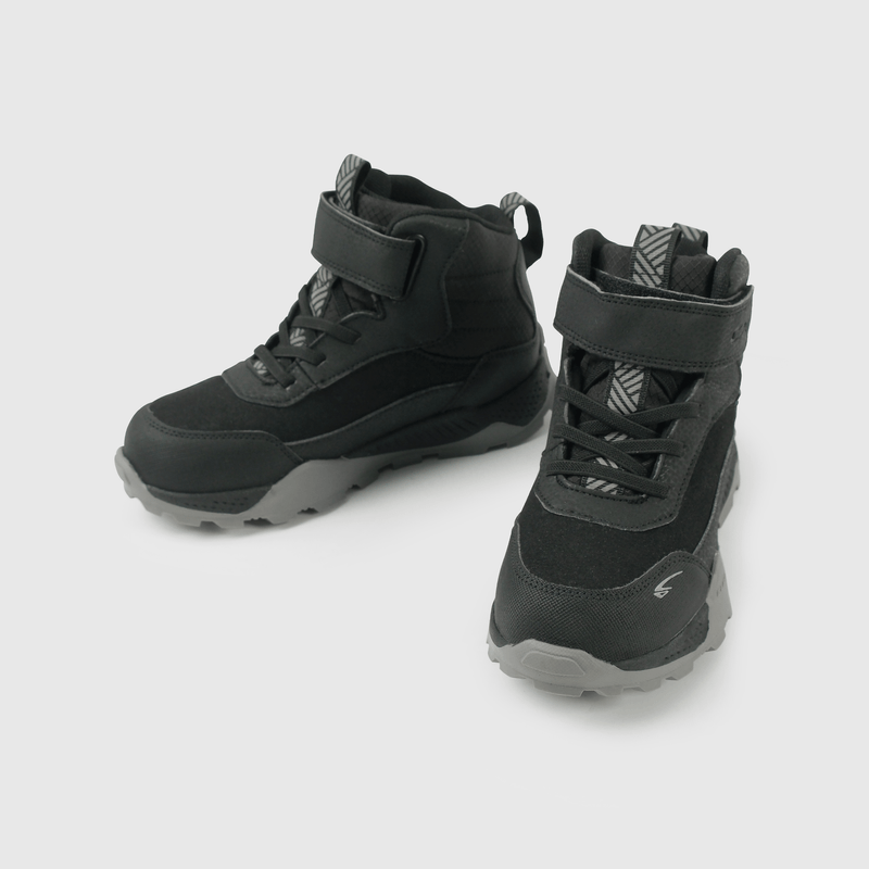 Botín negro unisex para niños, comodidad y estilo