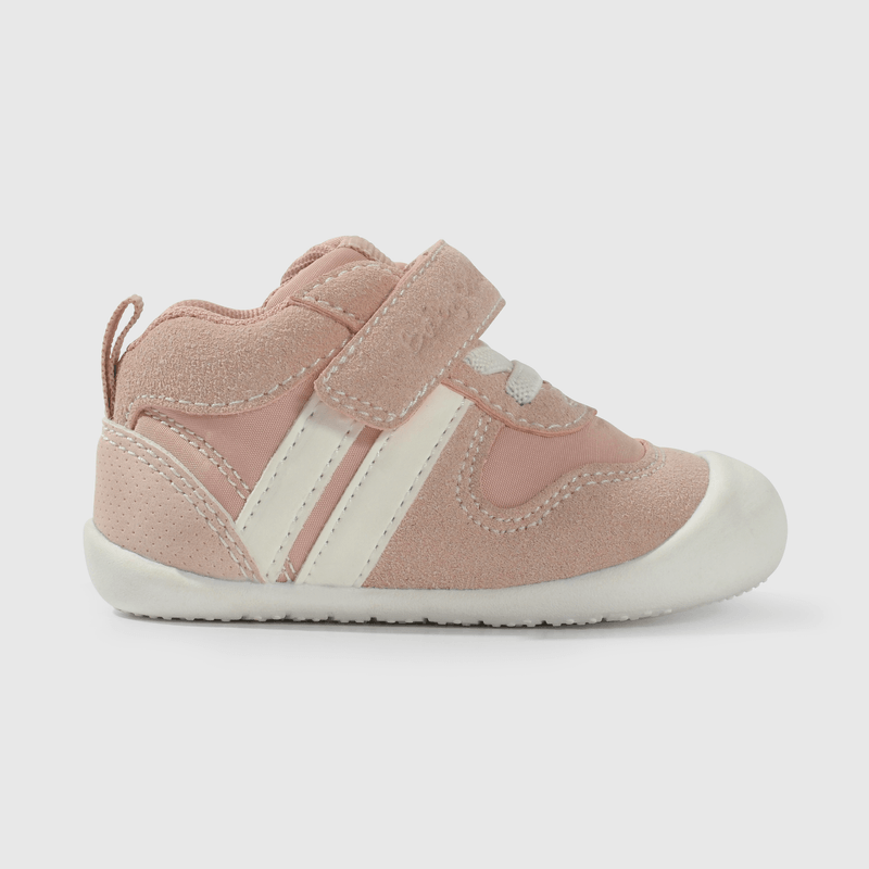 Zapatilla rosada para niña, ideal para gateadores
