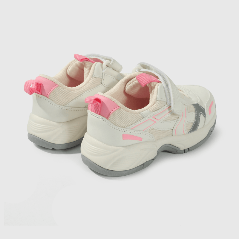 Zapatilla Blanca para Niña, comodidad y estilo en cada paso