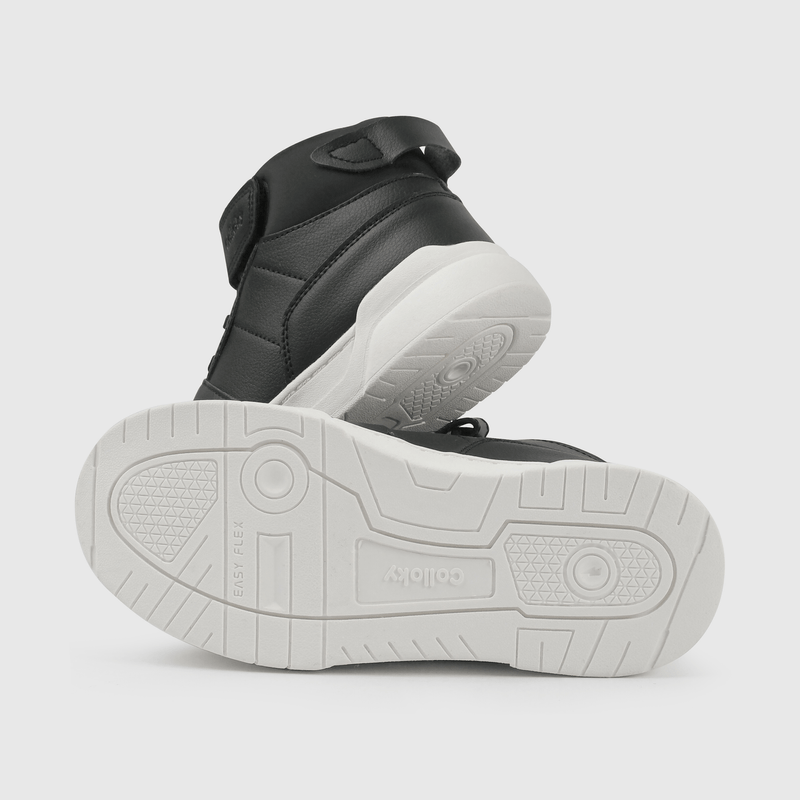 Zapatilla negra para niños, estilo y comodidad