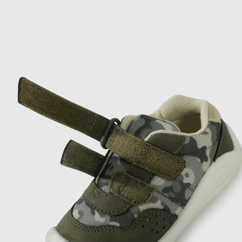 Zapatilla verde para niño, comodidad y estilo