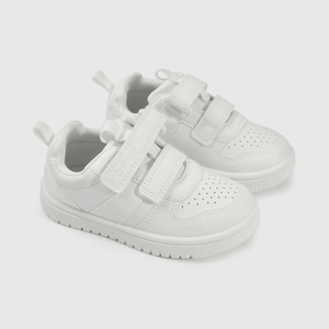Zapatilla blanca para niños, comodidad y estilo