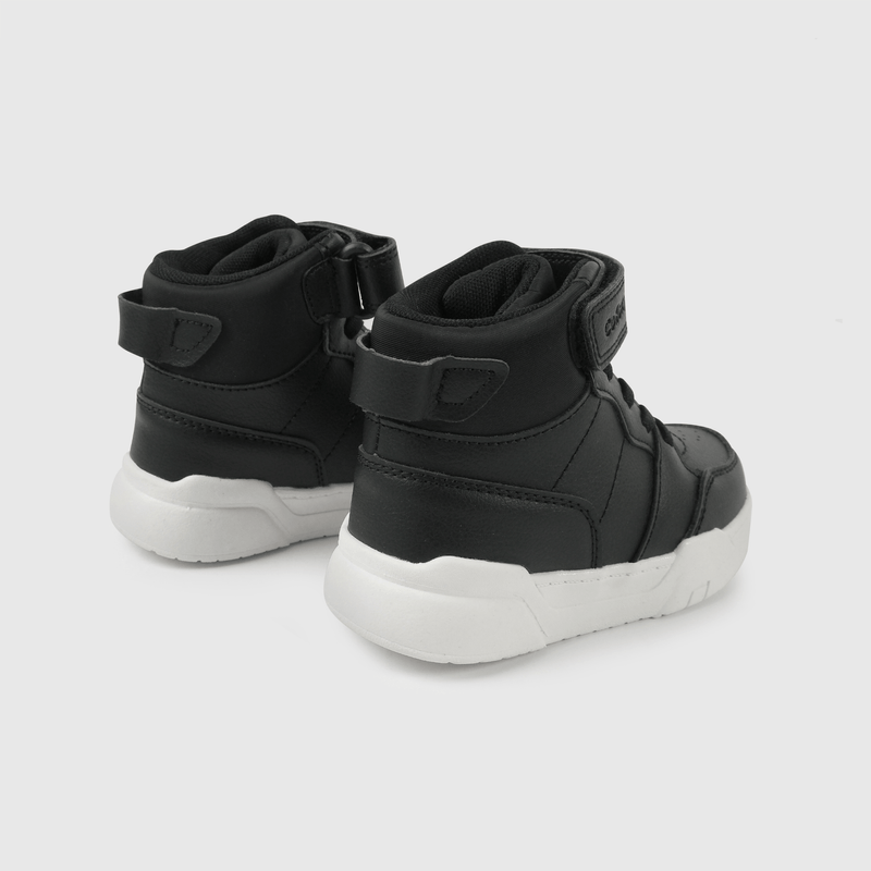 Zapatilla negra unisex para niños, comodidad y estilo