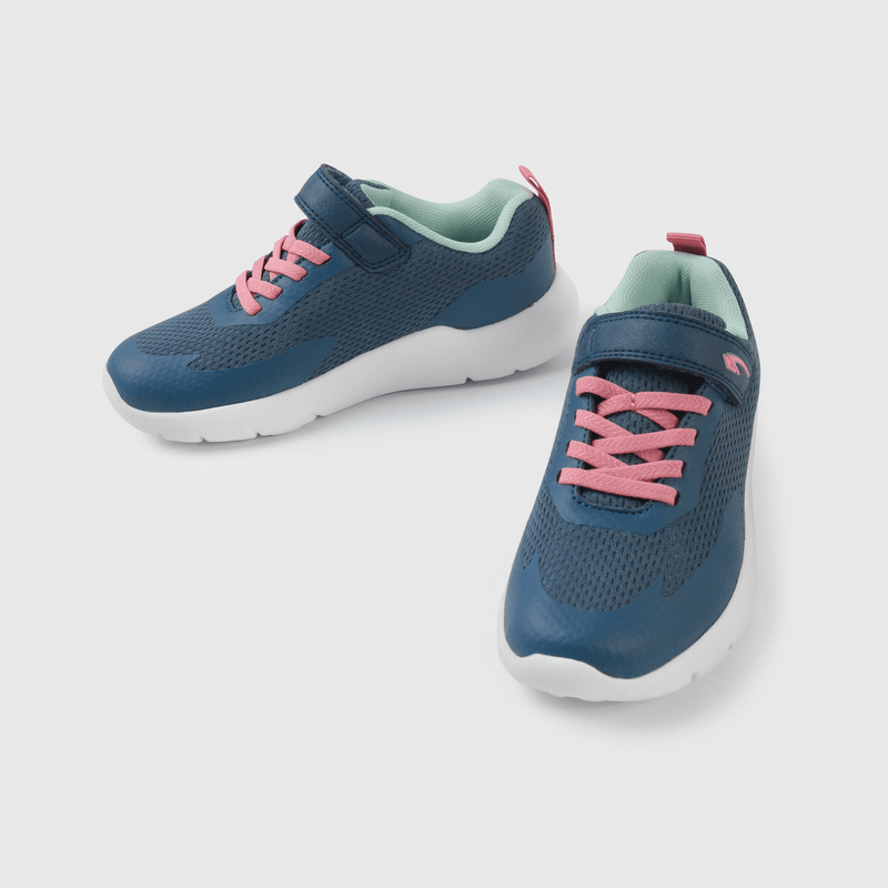 Zapatilla deportiva azul para niña, comodidad y estilo