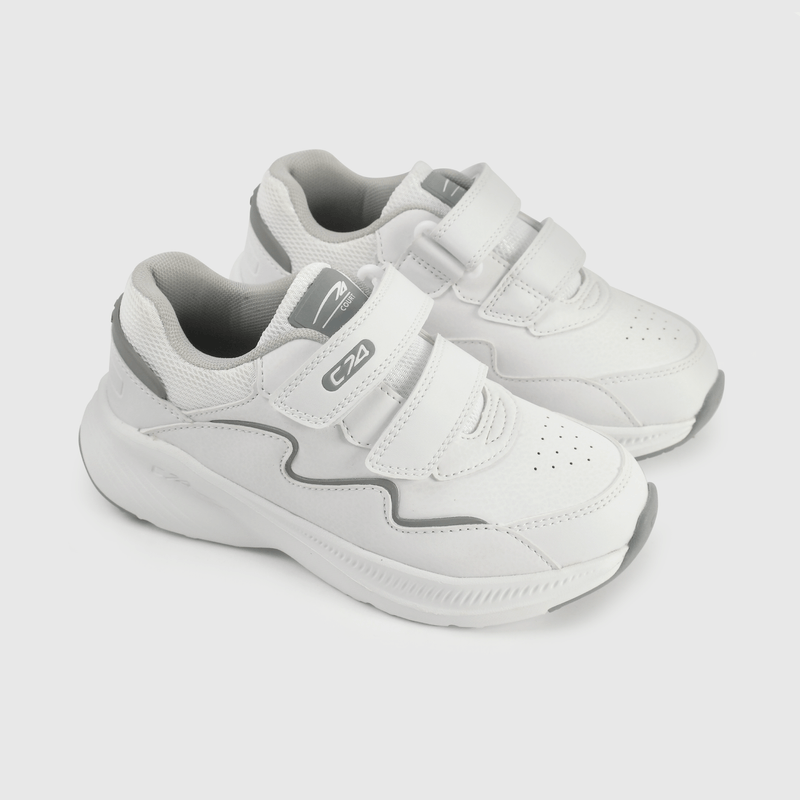 Zapatillas deportivas blancas para niños activos y cómodos