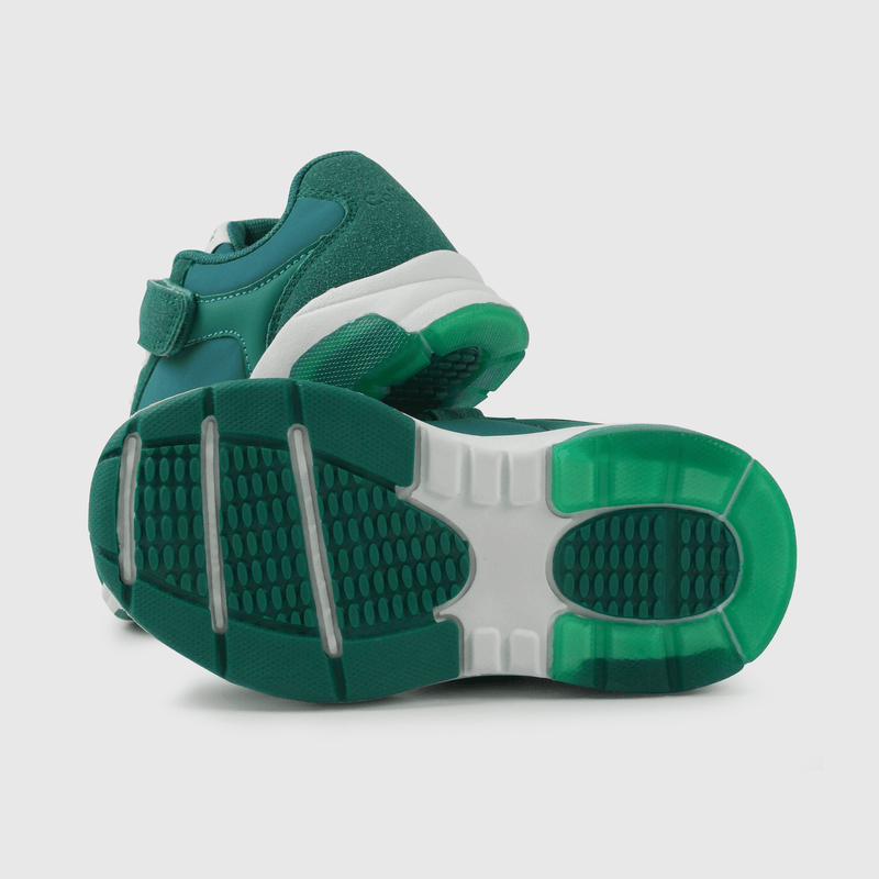 Zapatilla Verde con Luces de Niño