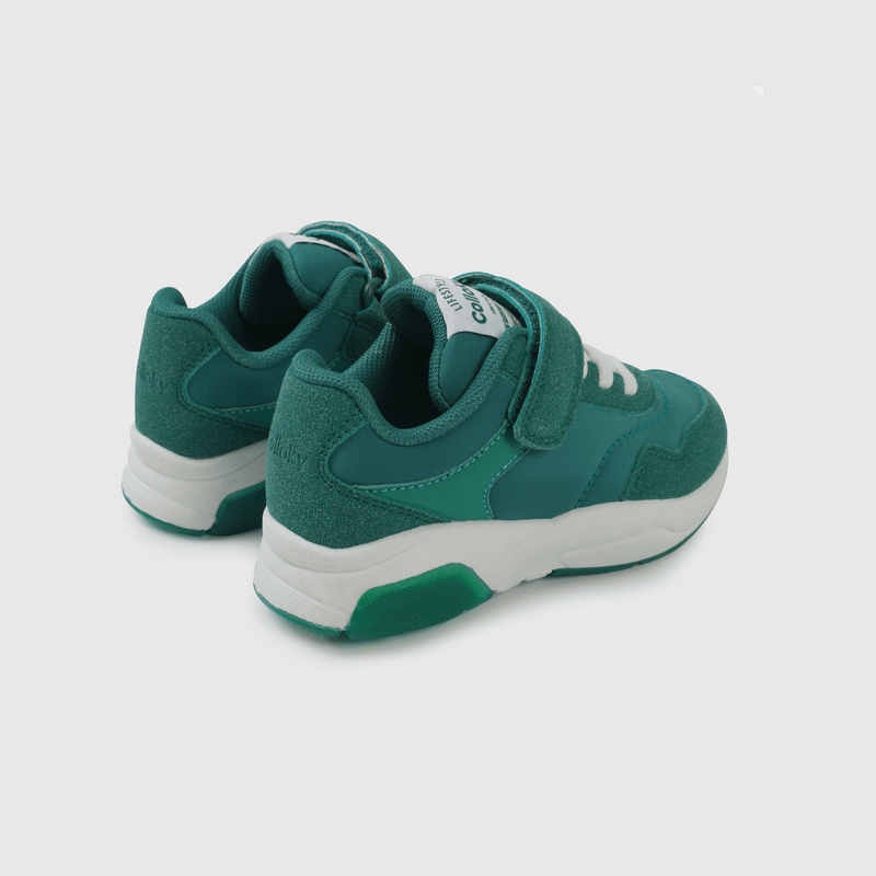 Zapatilla Verde con Luces de Niño