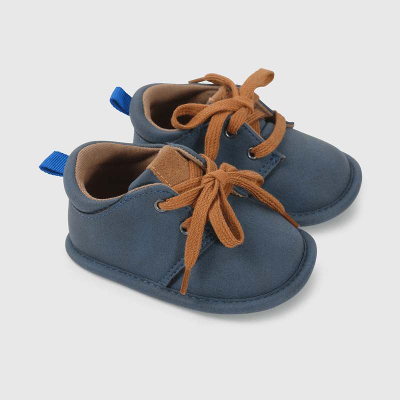 Zapato azul para guaguas, comodidad y estilo