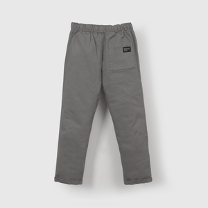 Pantalón gris para niños, estilo y comodidad