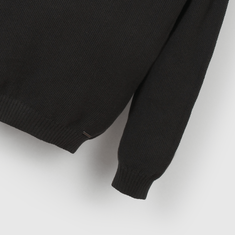 Sweater negro para niños, estilo y comodidad