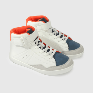 Zapatillas Urbanas Blancas para Niños con Estilo y Comodidad