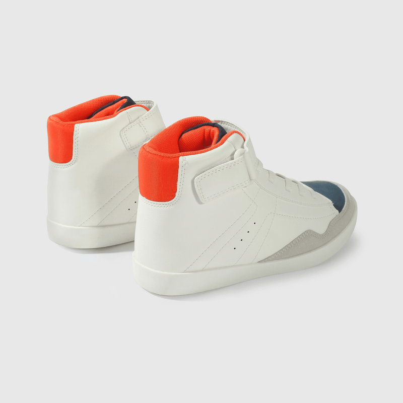 Zapatillas Urbanas Blancas para Niños con Estilo y Comodidad