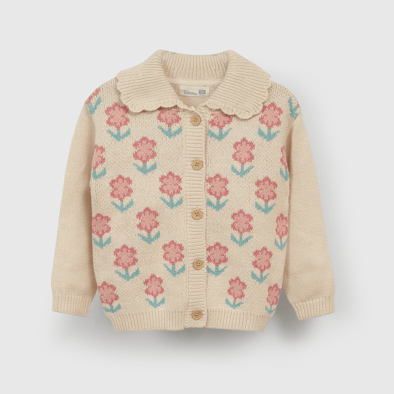 Chaleco crema con flores para niña, estilo y comodidad