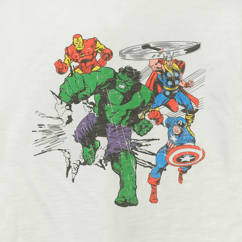 Polera blanca Marvel para niños, estilo y comodidad