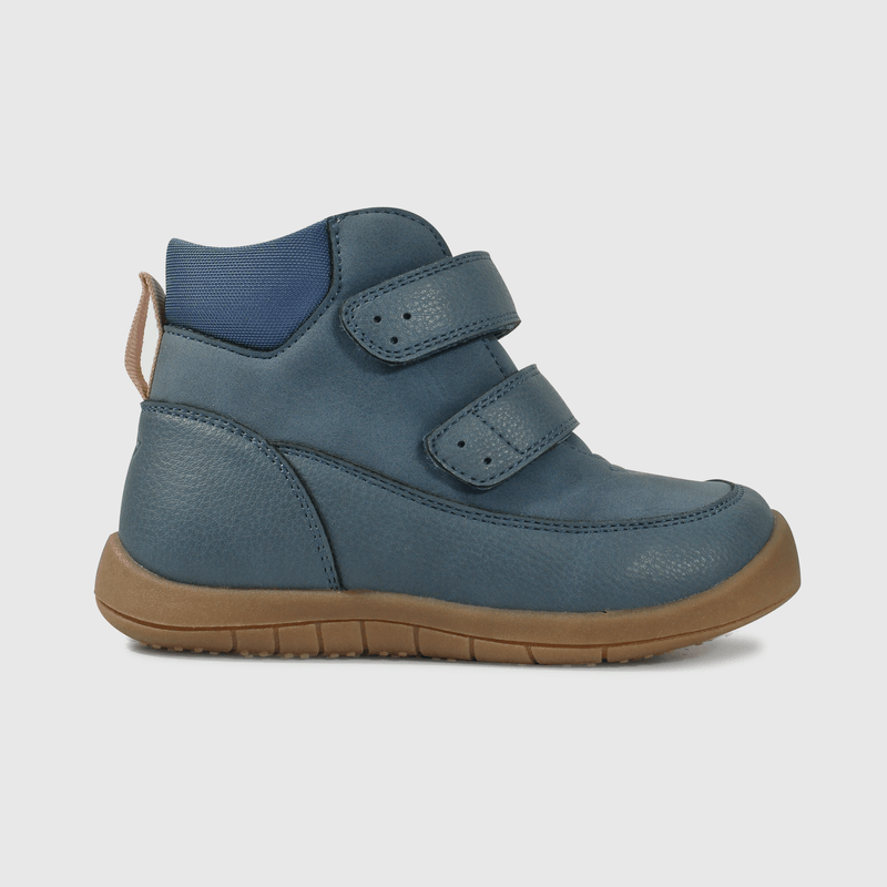 Botín azul para niña, comodidad y estilo en cada paso