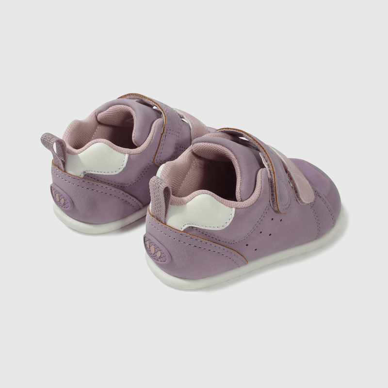 Zapatilla Lifestyle Morada de Niña