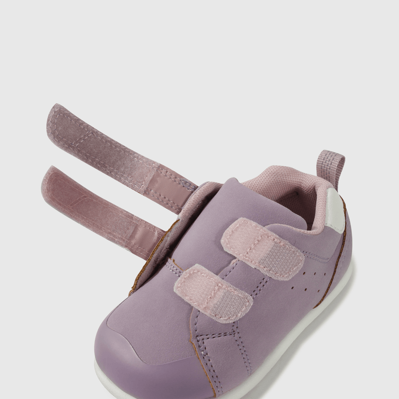 Zapatilla Lifestyle Morada de Niña