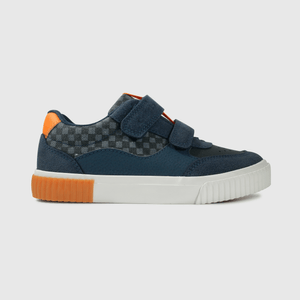 Zapatillas modernas y cómodas para niños en azul