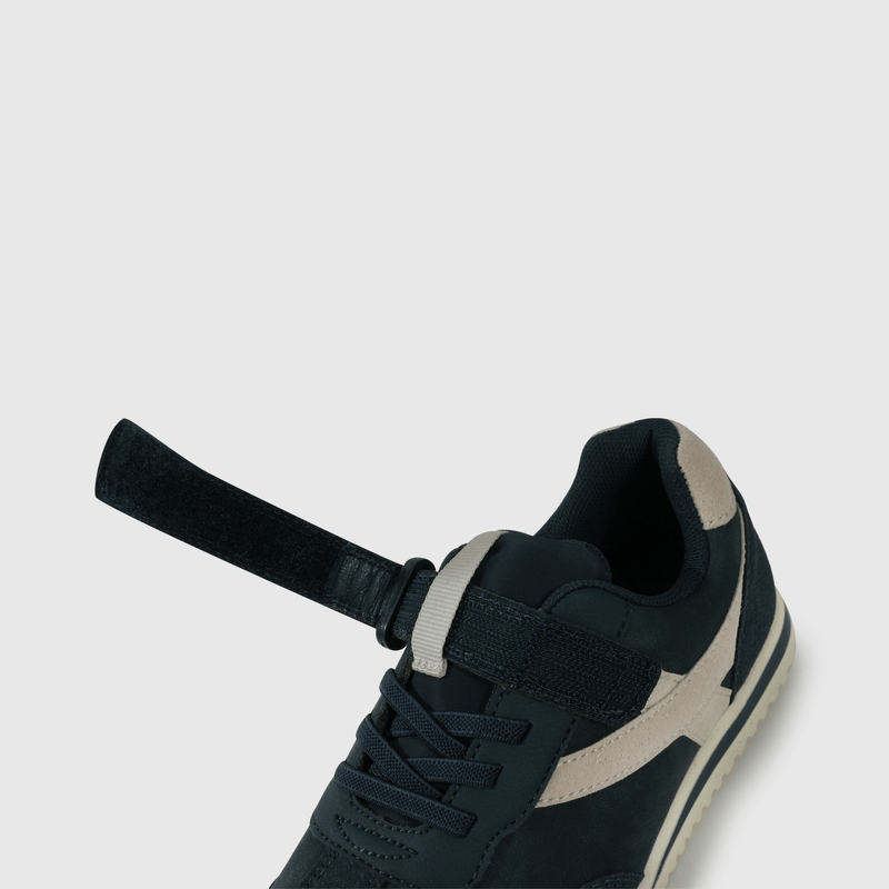Zapatillas azules para niños, comodidad y estilo