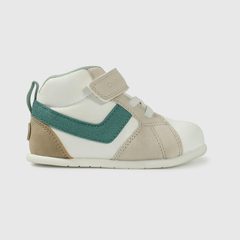 Zapatilla Lifestyle Beige de Niño