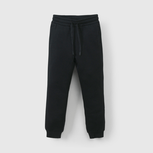 Buzo negro para niños, estilo y comodidad