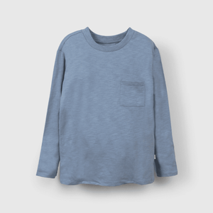 Polera azul para niños, estilo y comodidad en cada momento