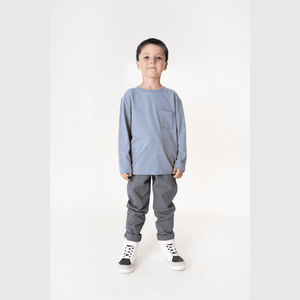 Polera azul para niños, estilo y comodidad en cada momento