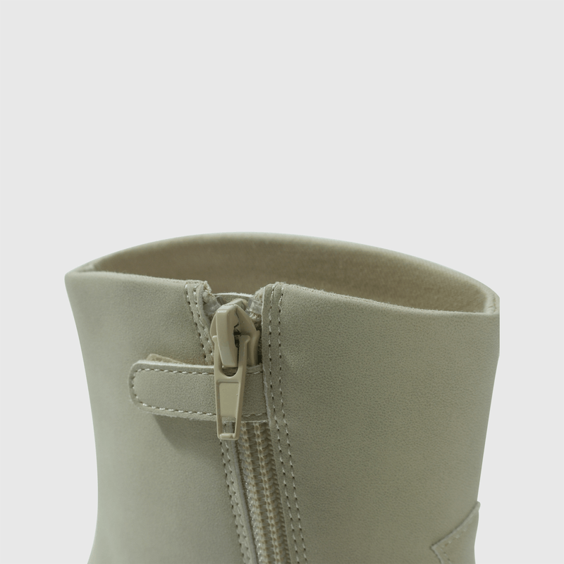 Botines beige para niña, estilo y comodidad en cada paso