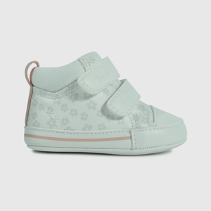 Zapatilla Blanca para Niña, comodidad y estilo