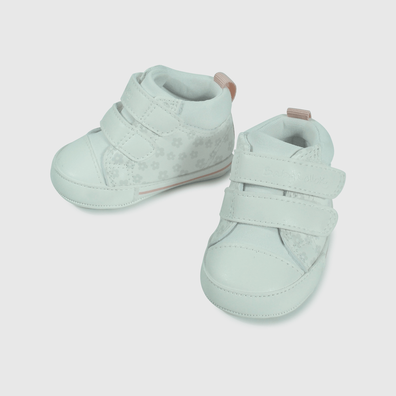 Zapatilla Blanca para Niña, comodidad y estilo