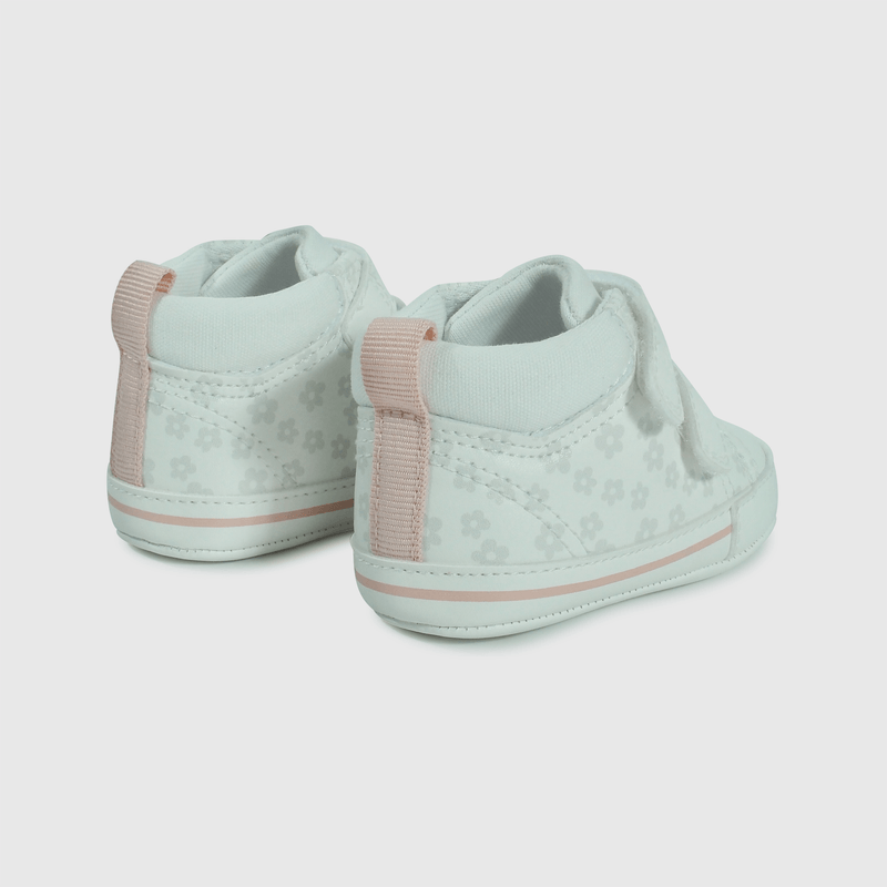 Zapatilla Blanca para Niña, comodidad y estilo
