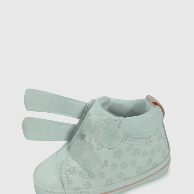 Zapatilla Blanca para Niña, comodidad y estilo
