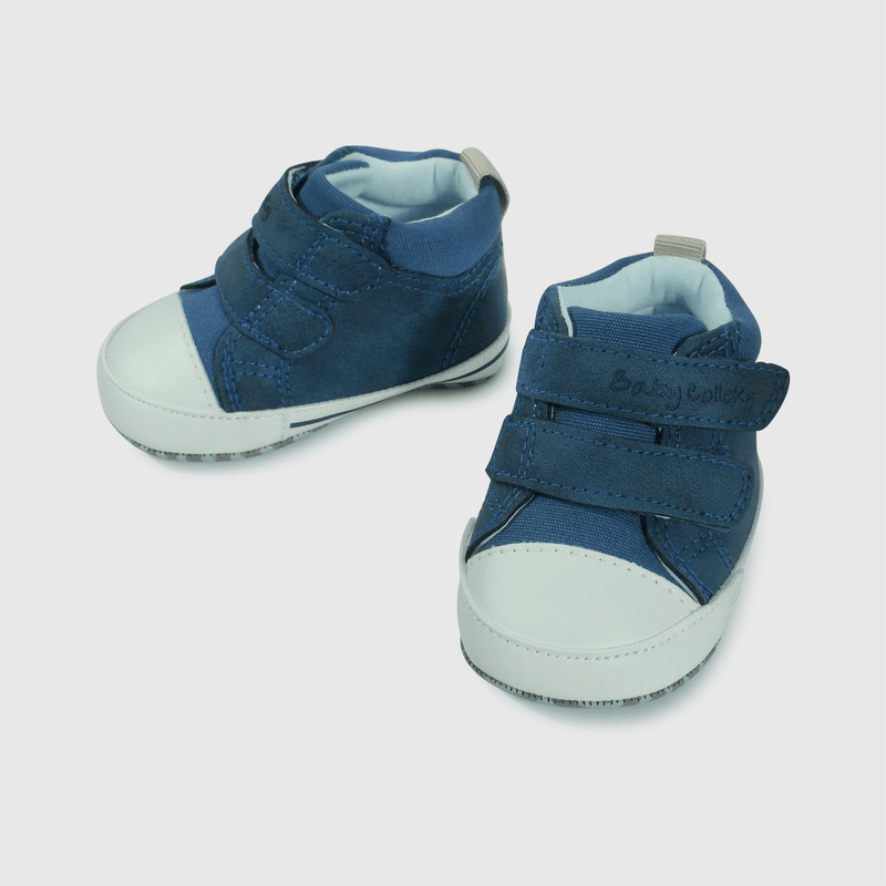 Zapatilla azul para guagua, suave y cómoda