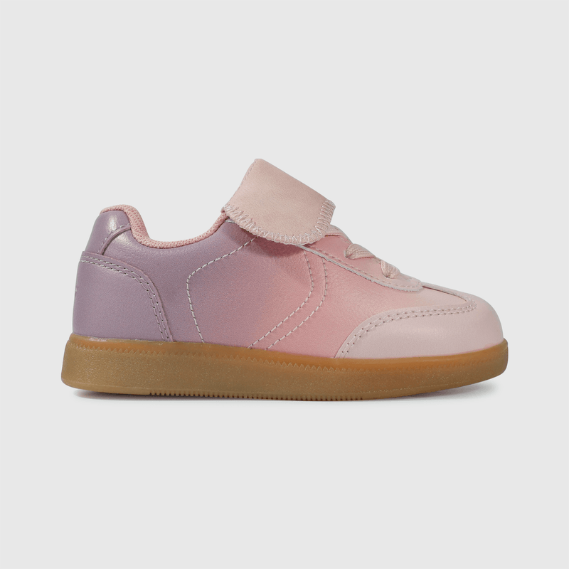 Zapatilla rosa y lila para niña, comodidad y estilo